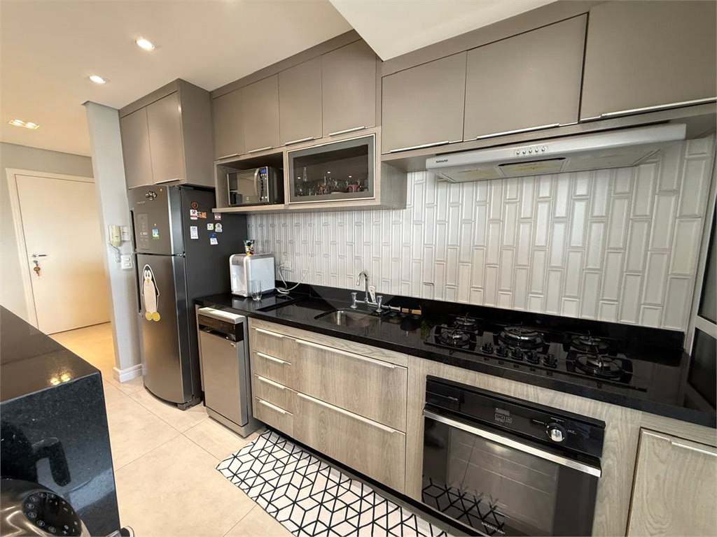 APARTAMENTO À VENDA EM SANTANA | 3 DORMITÓRIOS | VARANDA COM CHURRASQUEIRA | 2 VAGAS