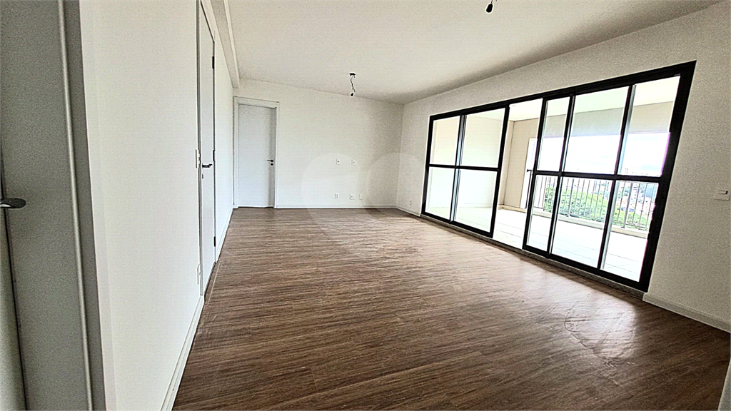 APARTAMENTO em TUCURUVI