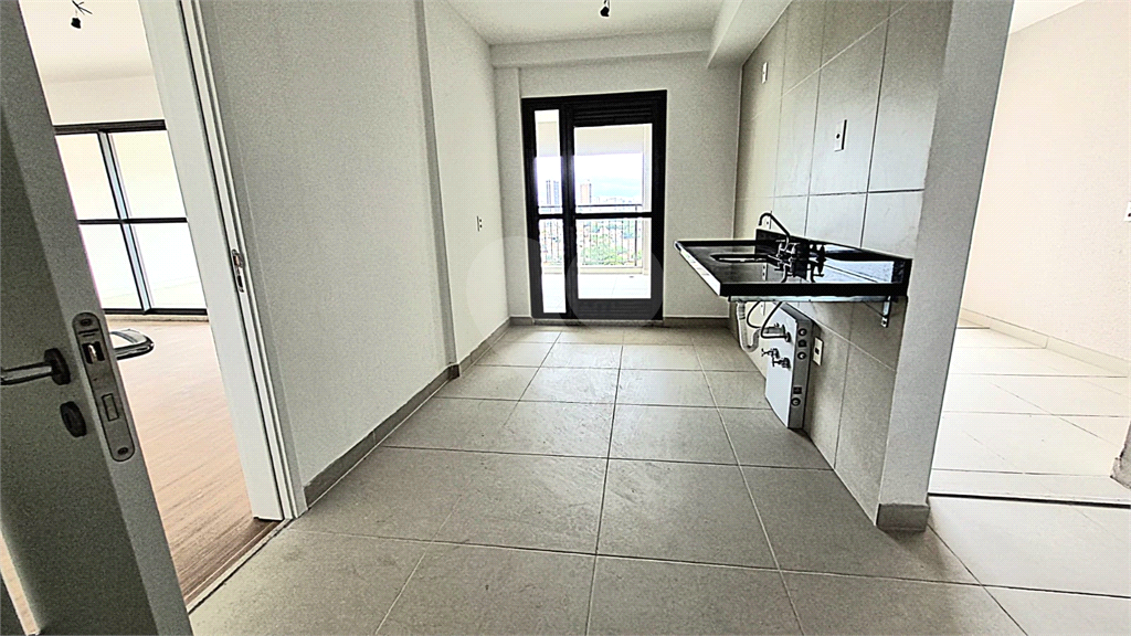 APARTAMENTO em TUCURUVI