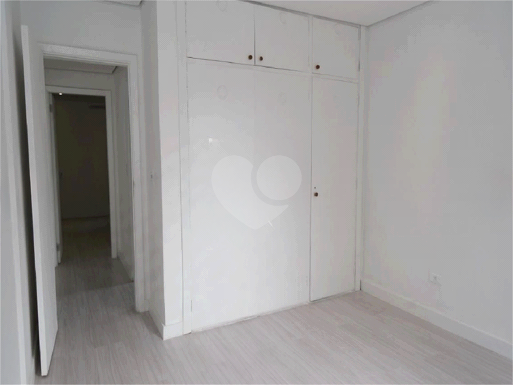 APTO 2 QUARTOS + 1 VAGAS - CERQUEIRA CESAR 