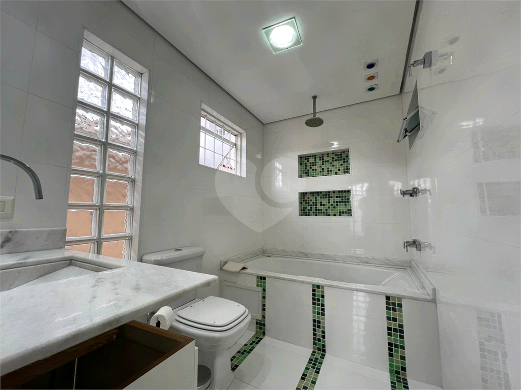 Casa reformada 2 dormitórios 2 vagas no Imirim 