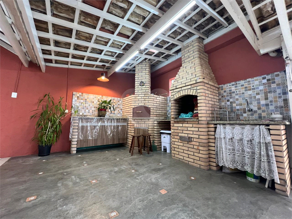 Casa reformada 2 dormitórios 2 vagas no Imirim 