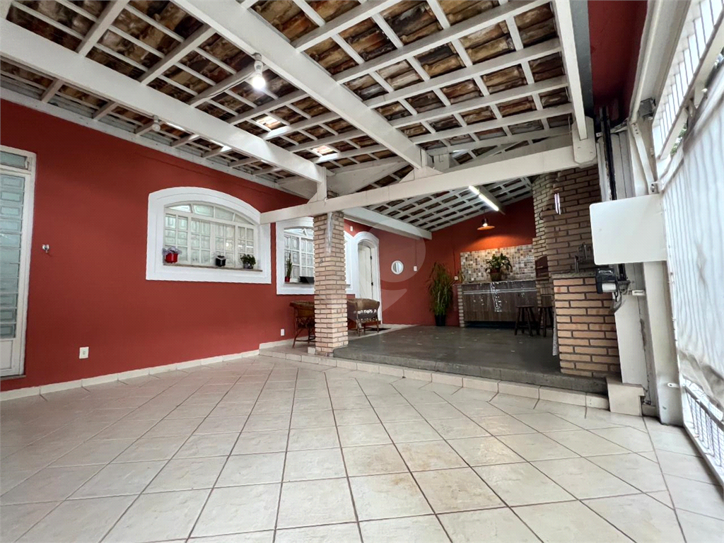 Casa reformada 2 dormitórios 2 vagas no Imirim 