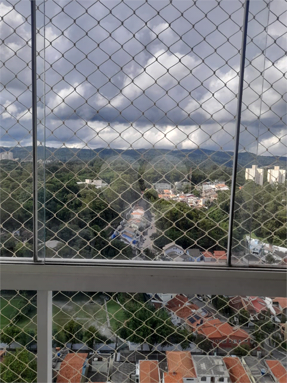 Apartamento a venda com 2 Dormitórios, 2 Vagas e Sacada Gourmet com Vista Deslumbrante para a Serra da Cantareira