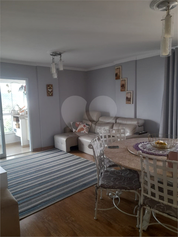 Apartamento a venda com 2 Dormitórios, 2 Vagas e Sacada Gourmet com Vista Deslumbrante para a Serra da Cantareira