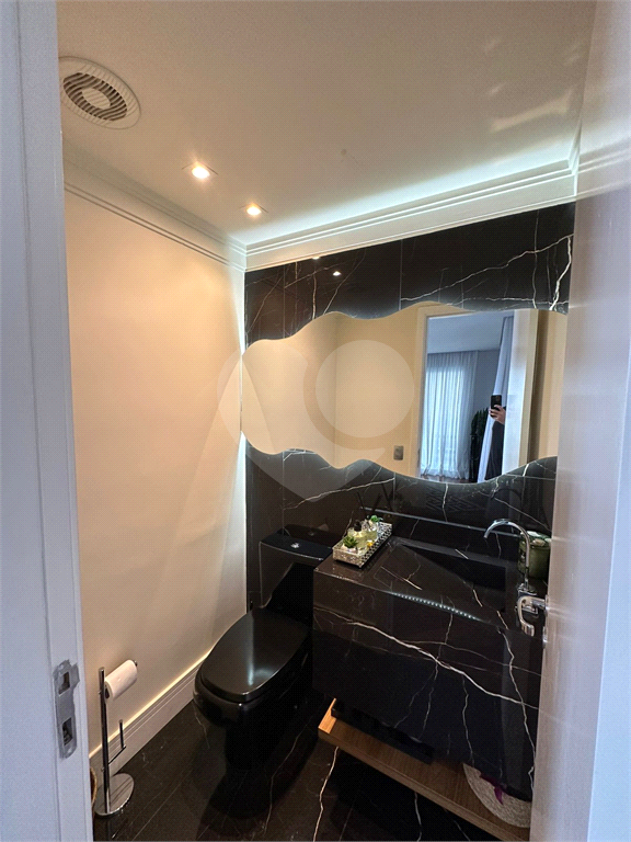 APARTAMENTO em SANTANA