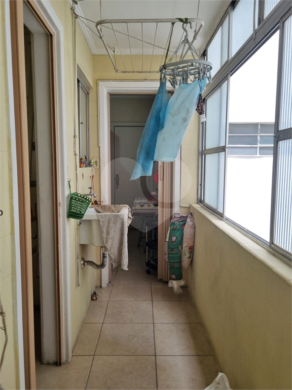 APARTAMENTO em PINHEIROS