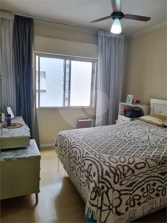 APARTAMENTO em PINHEIROS