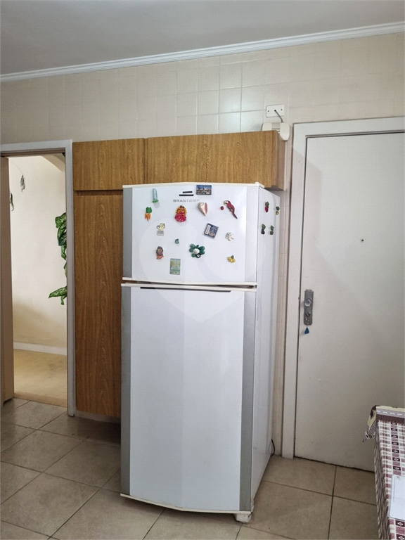 APARTAMENTO em PINHEIROS