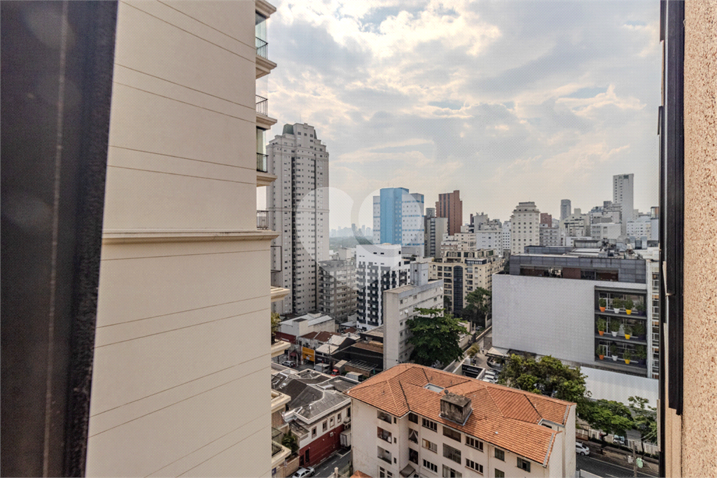 Sala comercia a venda nos Jardins 