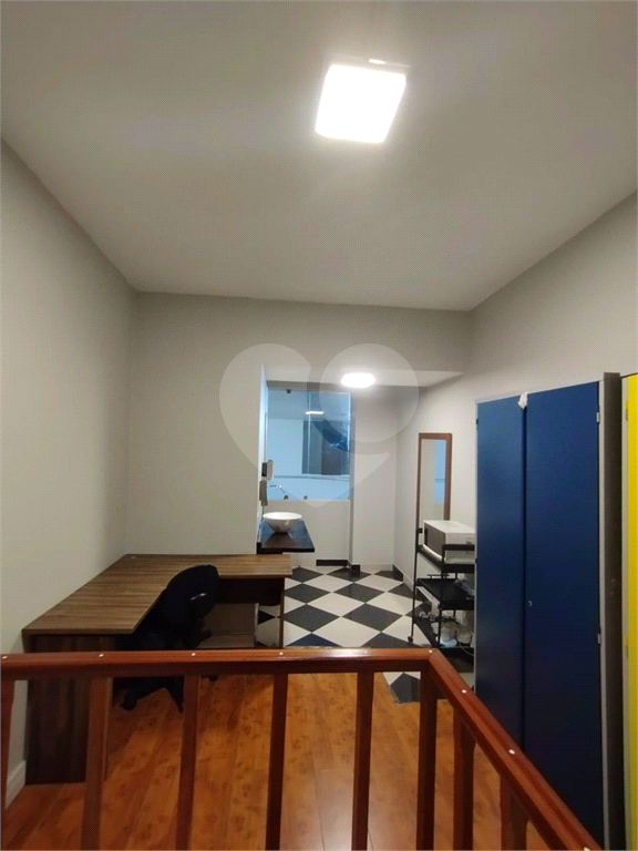 APARTAMENTO em CENTRO