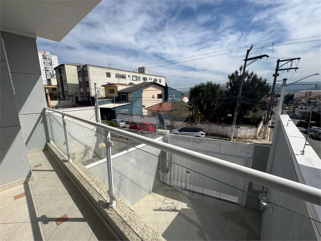 Sobrado à venda – 132m² | 3 suítes | 4 vagas | Acabamento impecável