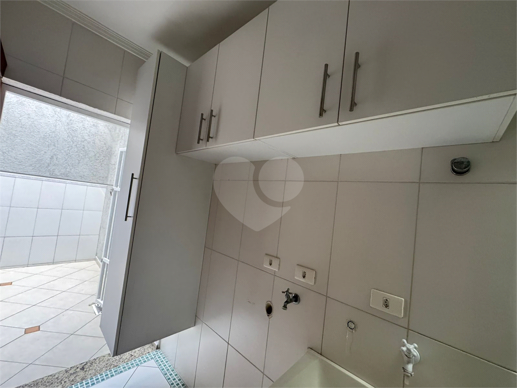 Sobrado à venda – 132m² | 3 suítes | 4 vagas | Acabamento impecável