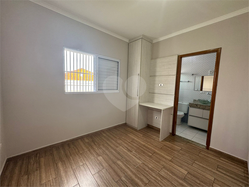 Sobrado à venda – 132m² | 3 suítes | 4 vagas | Acabamento impecável