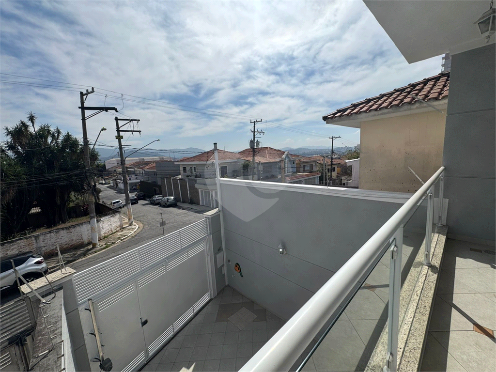 Sobrado à venda – 132m² | 3 suítes | 4 vagas | Acabamento impecável