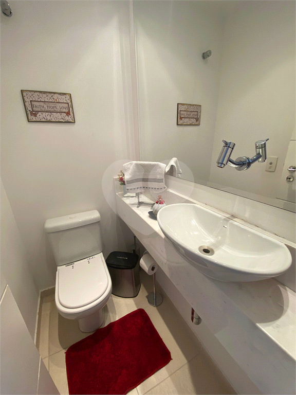 Apartamento com varanda gourmet e 3 quartos