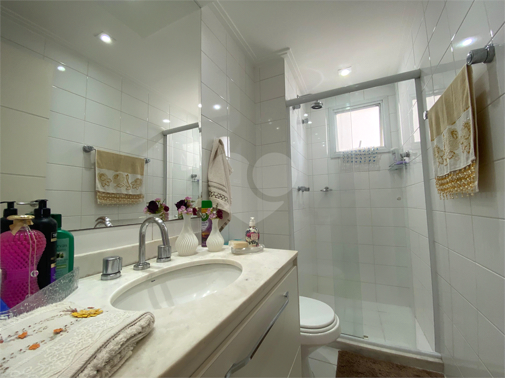 Apartamento com varanda gourmet e 3 quartos