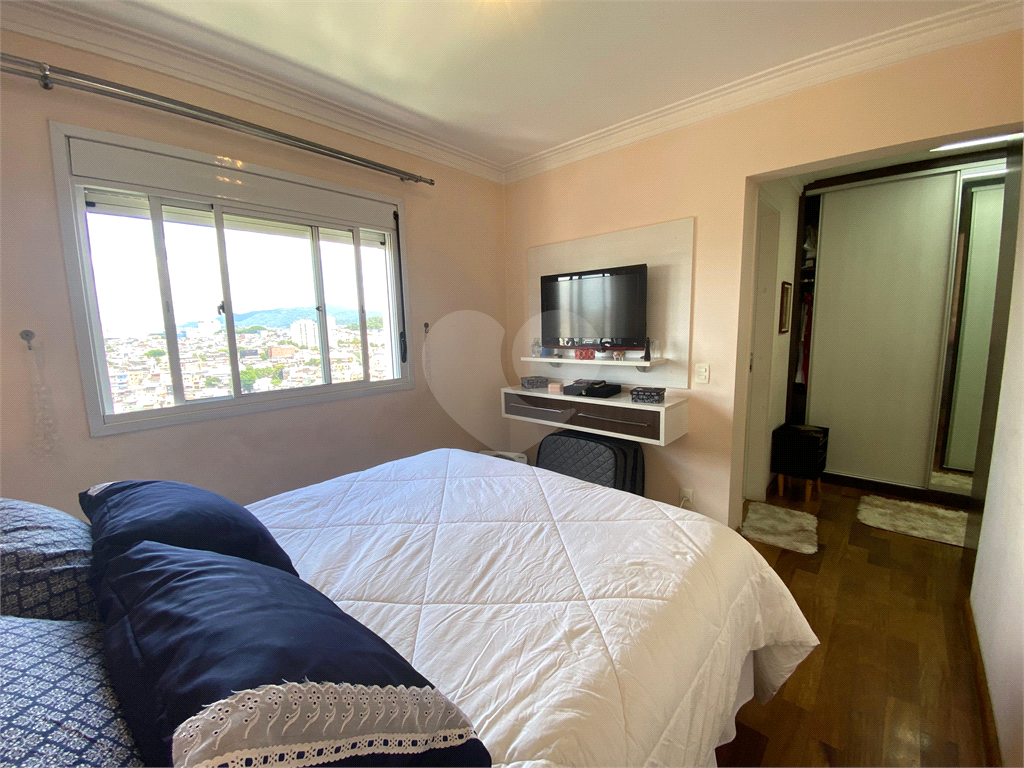 Apartamento com varanda gourmet e 3 quartos