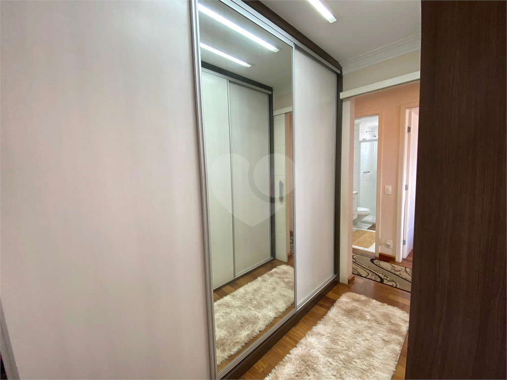 Apartamento com varanda gourmet e 3 quartos