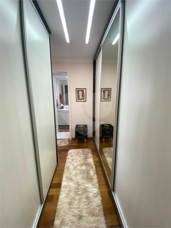 Apartamento com varanda gourmet e 3 quartos