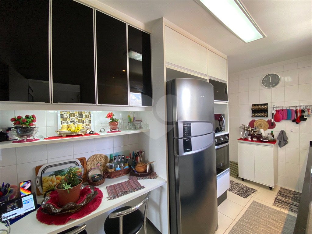 Apartamento com varanda gourmet e 3 quartos