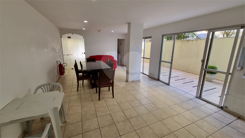 Apartamento à venda em Santana – 36m² | 1 dormitório com sacada + quarto adaptado | Vaga fixa