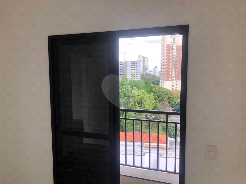 Apartamento Um dormitório ao lado do metro Jardim São Paulo