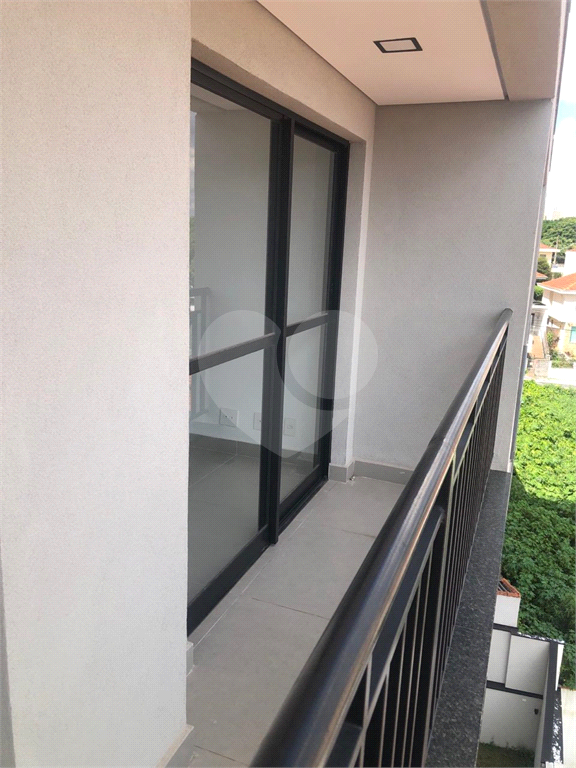 Apartamento Um dormitório ao lado do metro Jardim São Paulo