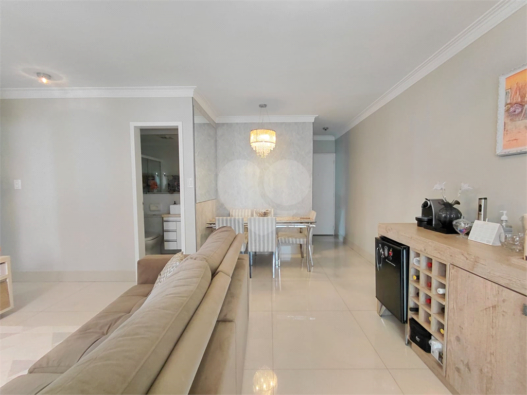 Imóvel 66m² sala de estar de 2 ambientes, 2 quartos, sendo 1 suíte condomínio com lazer 2 vagas Vila Romana