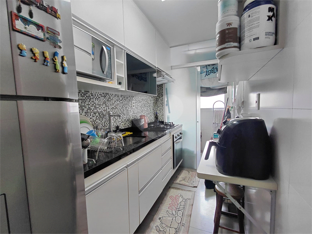 Imóvel 66m² sala de estar de 2 ambientes, 2 quartos, sendo 1 suíte condomínio com lazer 2 vagas Vila Romana