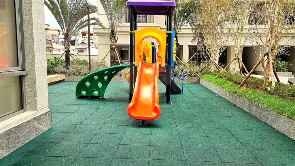 Tucuruvi Planta de 155 m²  Varanda integrada ao living Alto padrão de acabamentos 2 Vagas de garagem determinada Infraestrutura para ar-condicionado

