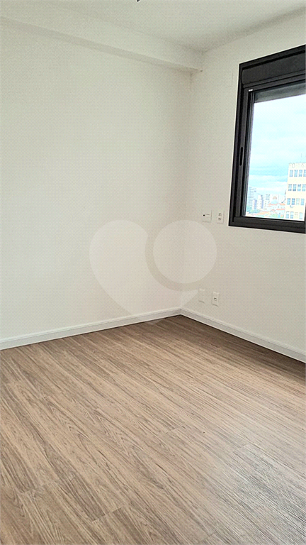 Tucuruvi Planta de 155 m²  Varanda integrada ao living Alto padrão de acabamentos 2 Vagas de garagem determinada Infraestrutura para ar-condicionado

