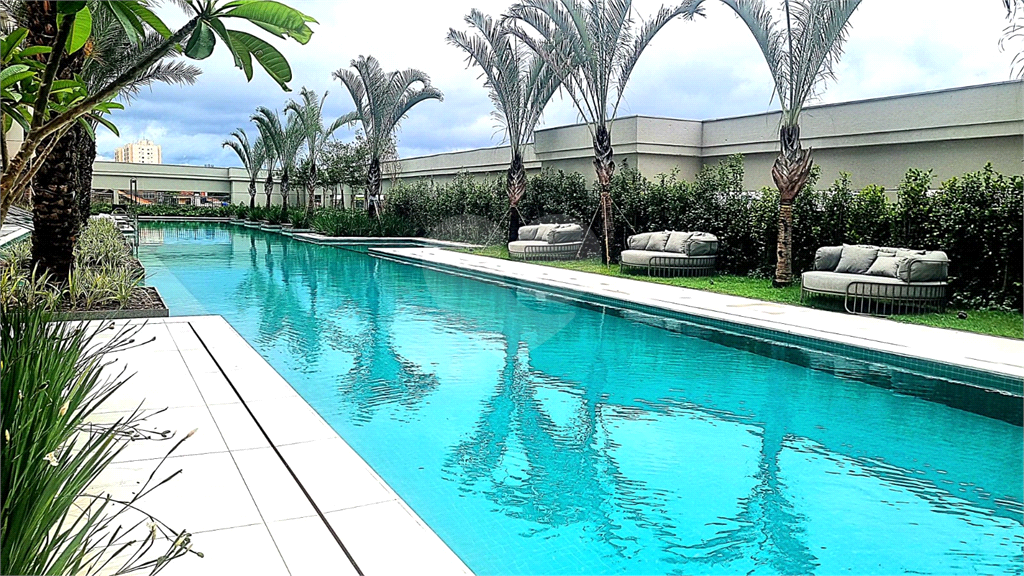 Tucuruvi Planta de 155 m²  Varanda integrada ao living Alto padrão de acabamentos 2 Vagas de garagem determinada Infraestrutura para ar-condicionado

