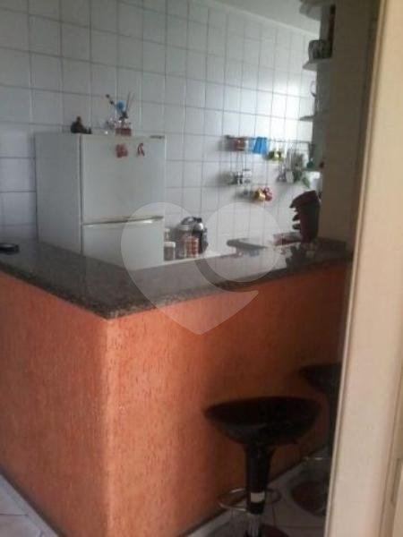 APARTAMENTO NA AVENIDA DO ESTADO