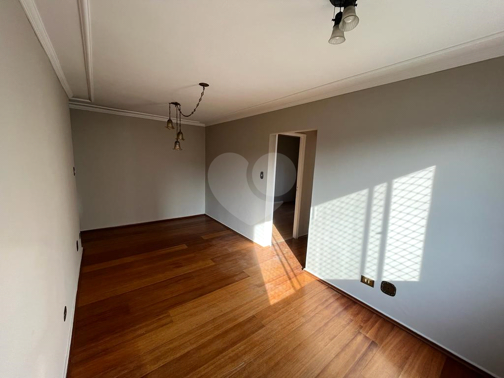 Apartamento impecável Tremembé...Valor convidativo. Condomínio de valor baixo.