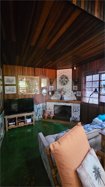 Casa, 4 quartos, 194 m² - Foto 2