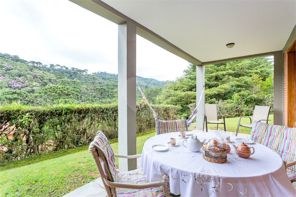 Casa de Condomínio - Campos do Jordão - 3 Quartos - Venda / Compra