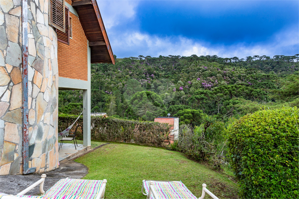 Casa de Condomínio - Campos do Jordão - 3 Quartos - Venda / Compra