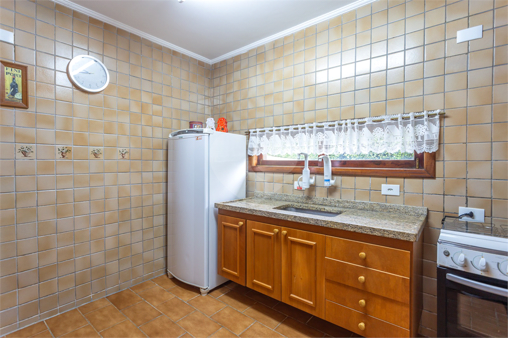 Casa de Condomínio - Campos do Jordão - 3 Quartos - Venda / Compra