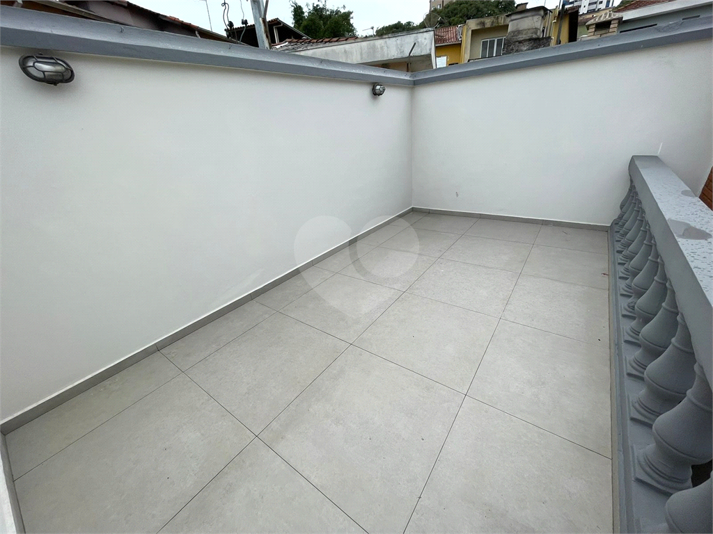 Sobrado totalmente reformado, 181 m2, 3 dormitórios, 2 suítes, 2 vagas na Freguesia do Ó! Venha conferir!