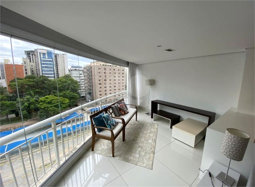 Apartamento novo mobiliado a poucos passos da Avenida Paulista com serviço Pay-Per-Use.