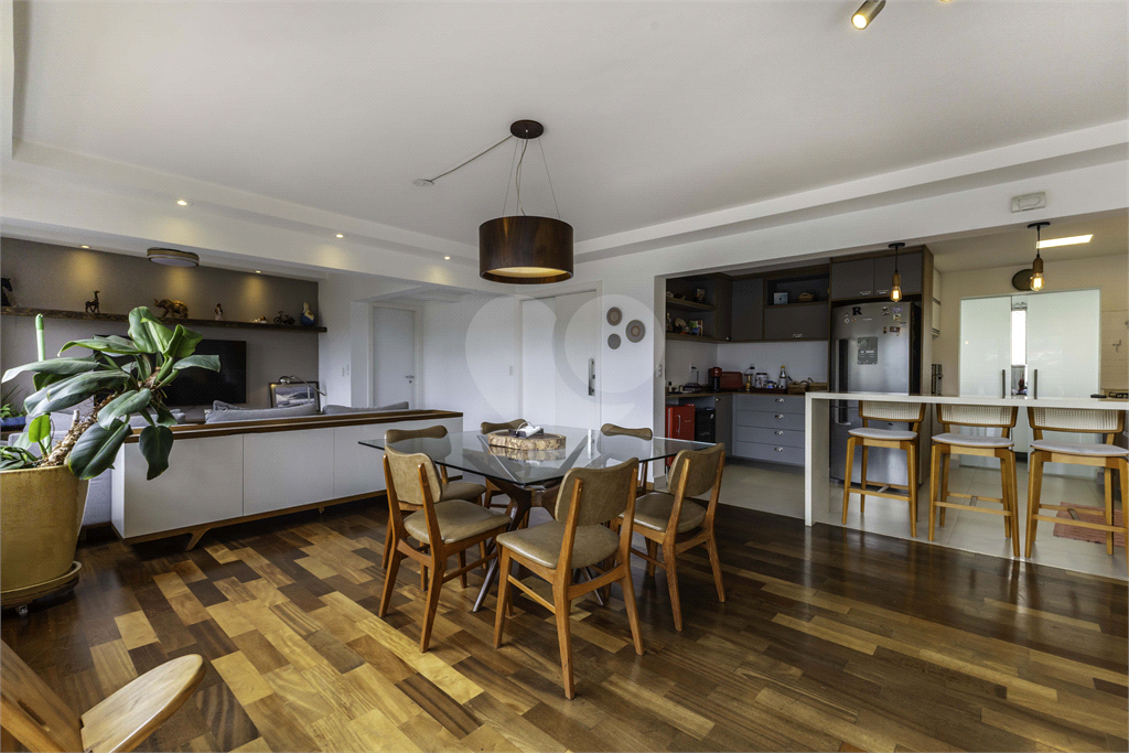 Imóvel de 115m² com sala ampla com varanda 3 suítes todo reformado Sumaré Perdizes