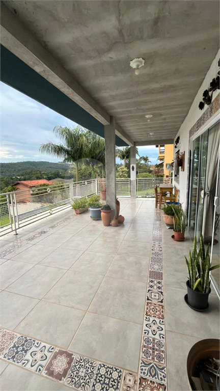 Casa em condomínio fechado em Atibaia