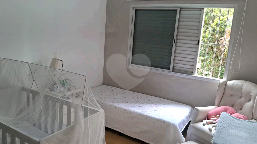 Apartamento a venda na Aclimação com 4 dormitórios e 2 vagas.