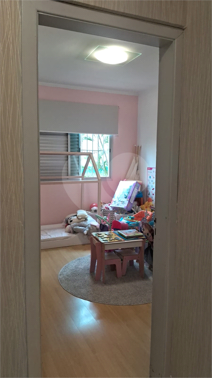 Apartamento a venda na Aclimação com 4 dormitórios e 2 vagas.