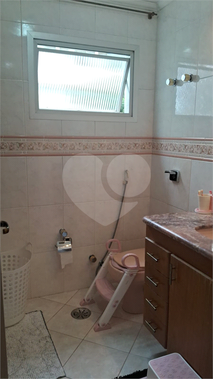 Apartamento a venda na Aclimação com 4 dormitórios e 2 vagas.