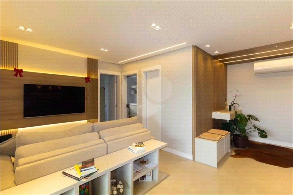 Apartamento com varanda gourmet à venda na Vila Prudente, a 400m da Estação Vila Prudente