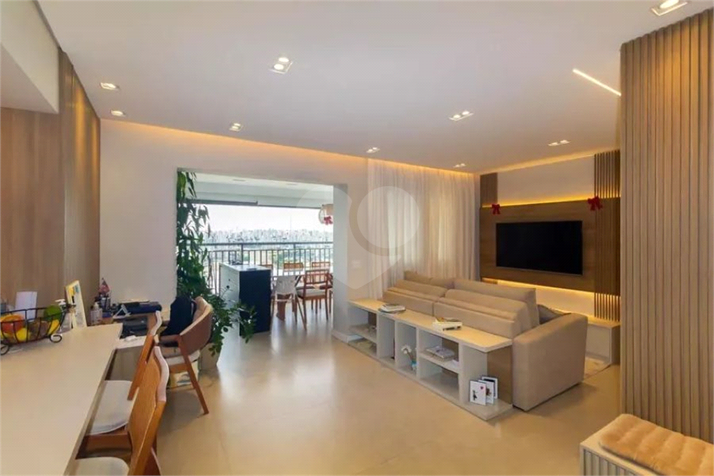 Apartamento com varanda gourmet à venda na Vila Prudente, a 400m da Estação Vila Prudente