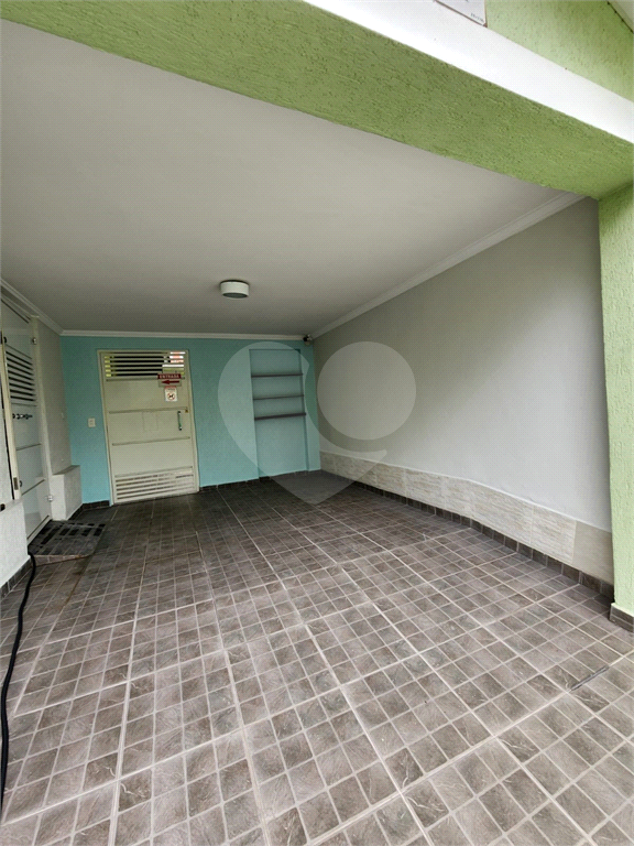 Casa Comercial no bairro  Vila Mazzei, Pronta para Impulsionar o Seu Negócio