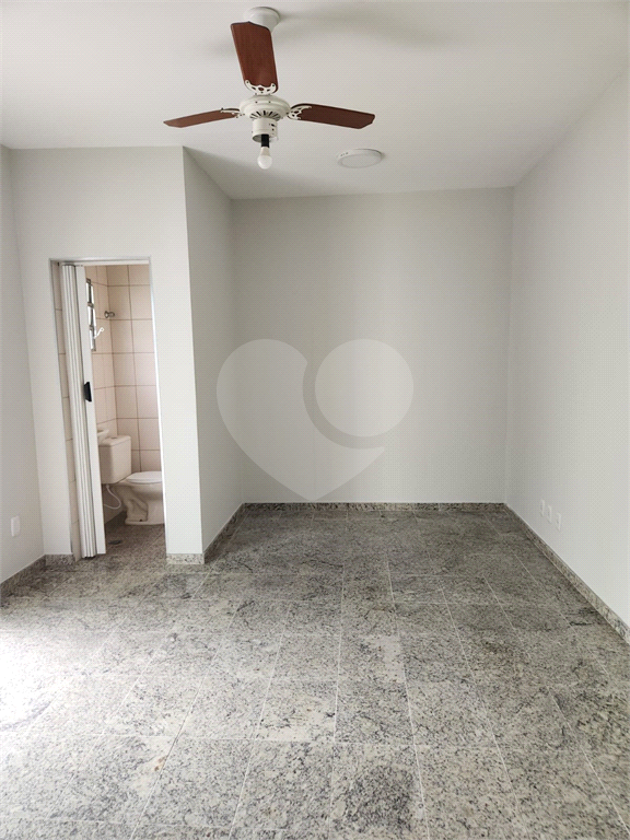 Casa Comercial no bairro  Vila Mazzei, Pronta para Impulsionar o Seu Negócio